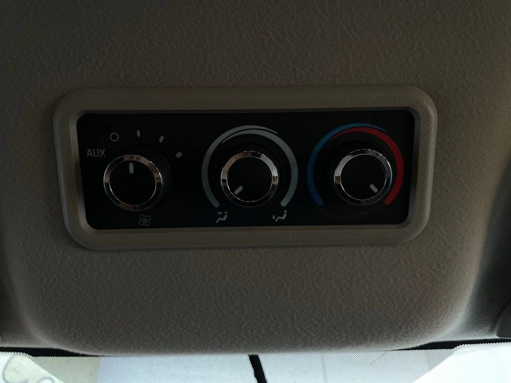 Used 2013 Chevrolet Express 2500 LS image 31
