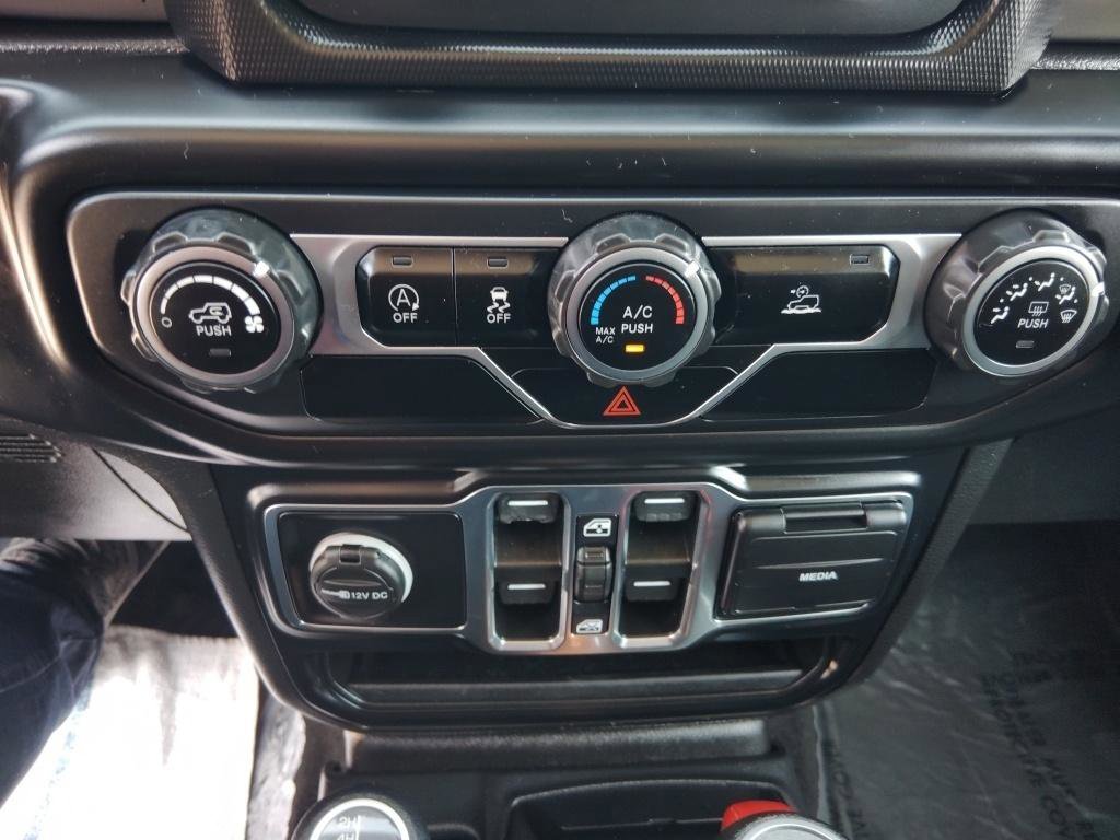 Used 2021 Jeep Wrangler Unlimited Sport AWD/4WD image 21