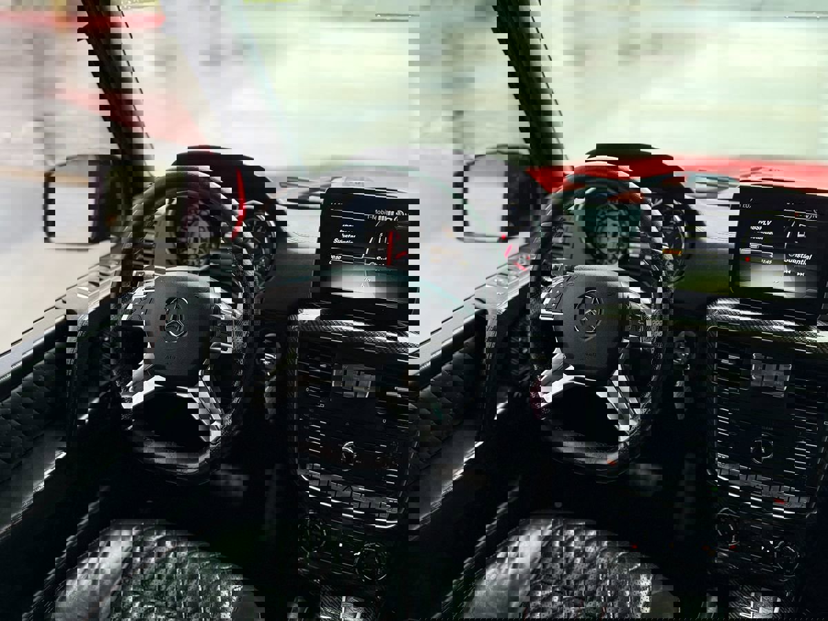 Used 2017 Mercedes-Benz G 63 AMG 4MATIC image 28