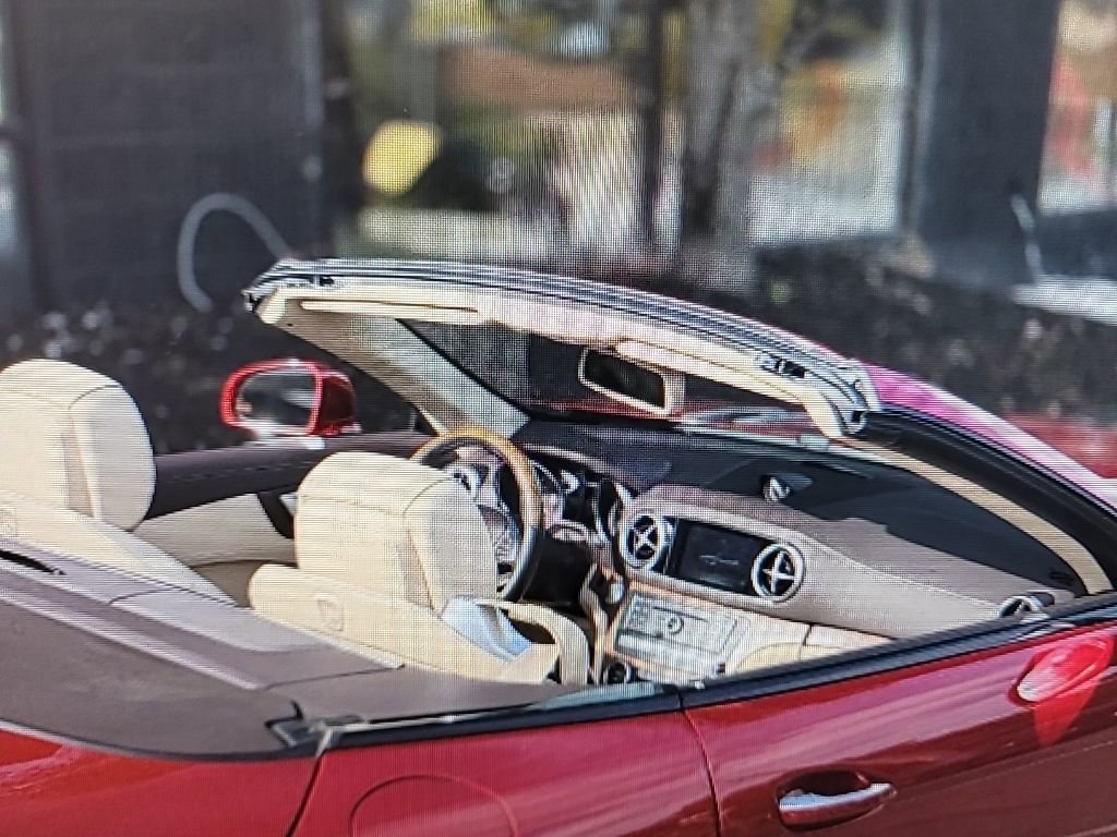 Used 2019 Mercedes-Benz SL 550 image 5