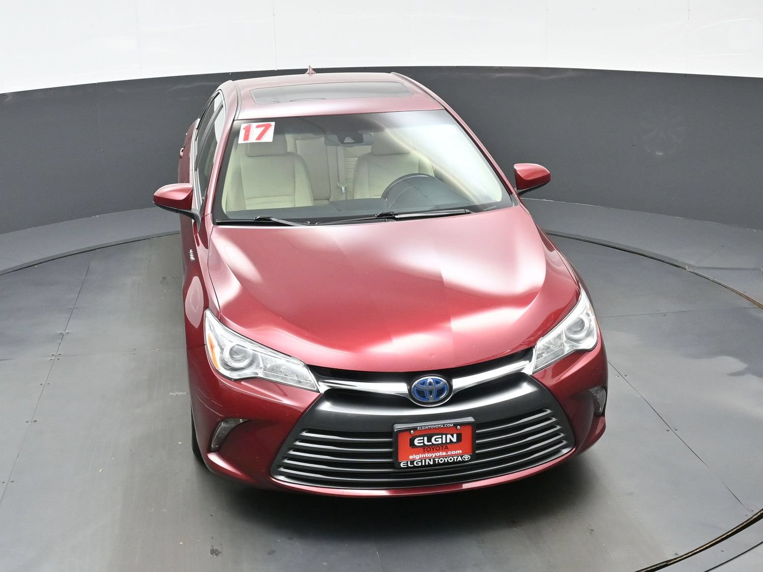 Used 2017 Toyota Camry XLE w/ Moonroof Package FWD image 37