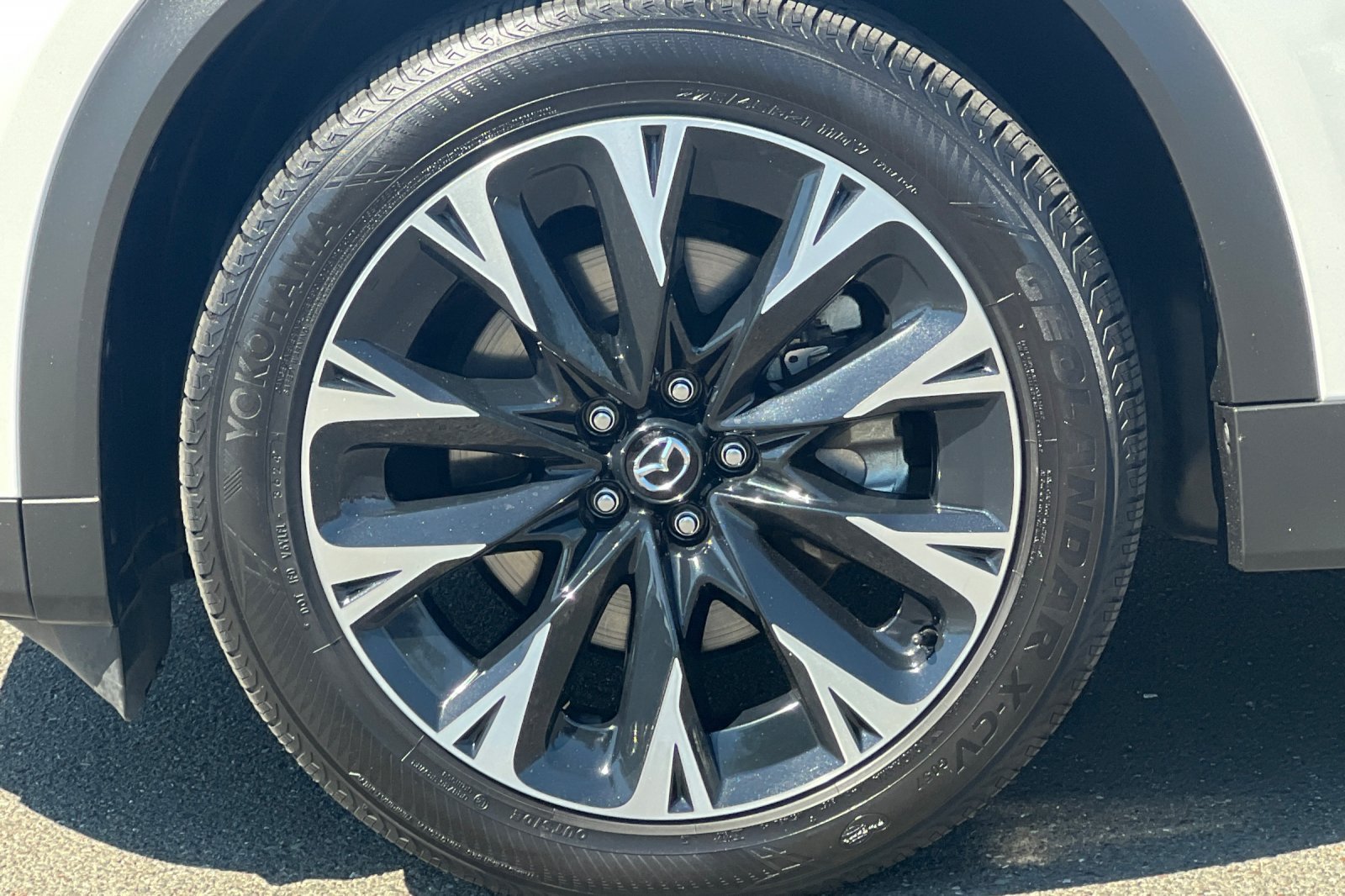 Used 2024 MAZDA CX-90 Plug-In Hybrid w/ Premium Plus AWD/4WD image 33