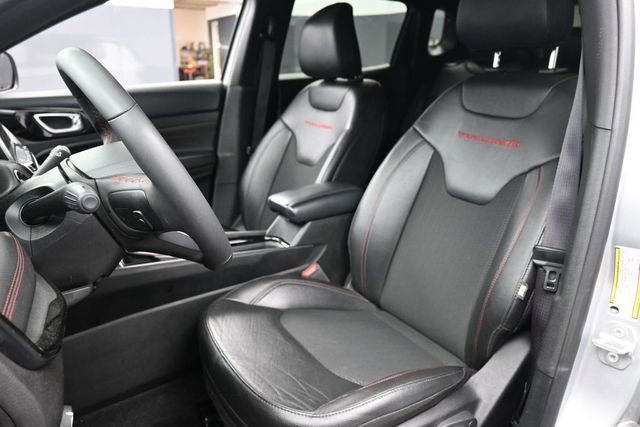 Used 2025 Jeep Compass Trailhawk AWD/4WD image 18