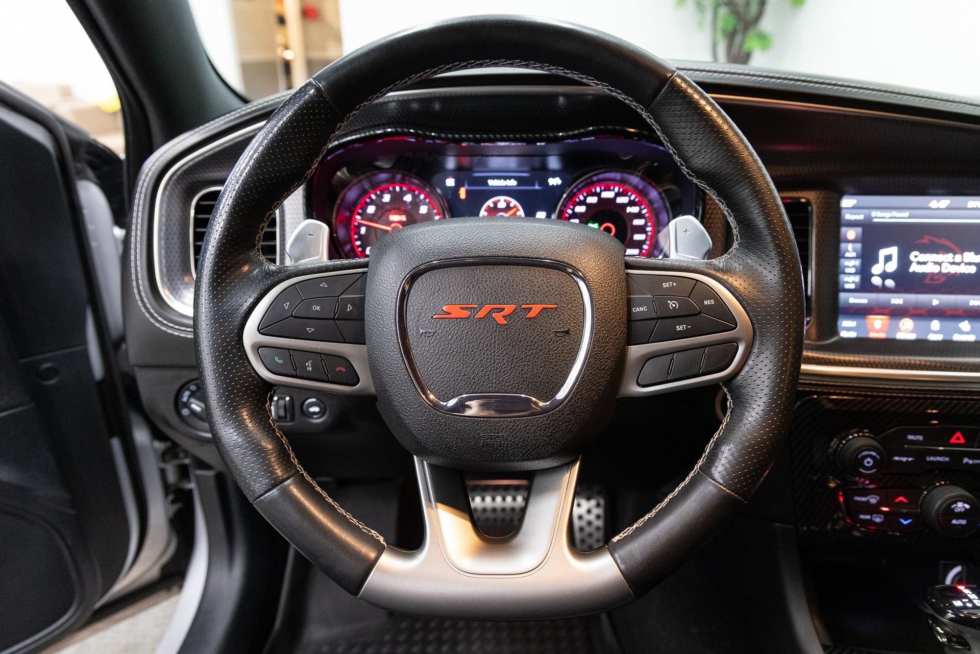 Used 2019 Dodge Charger SRT Hellcat w/ Harman/Kardon Audio Group RWD image 15