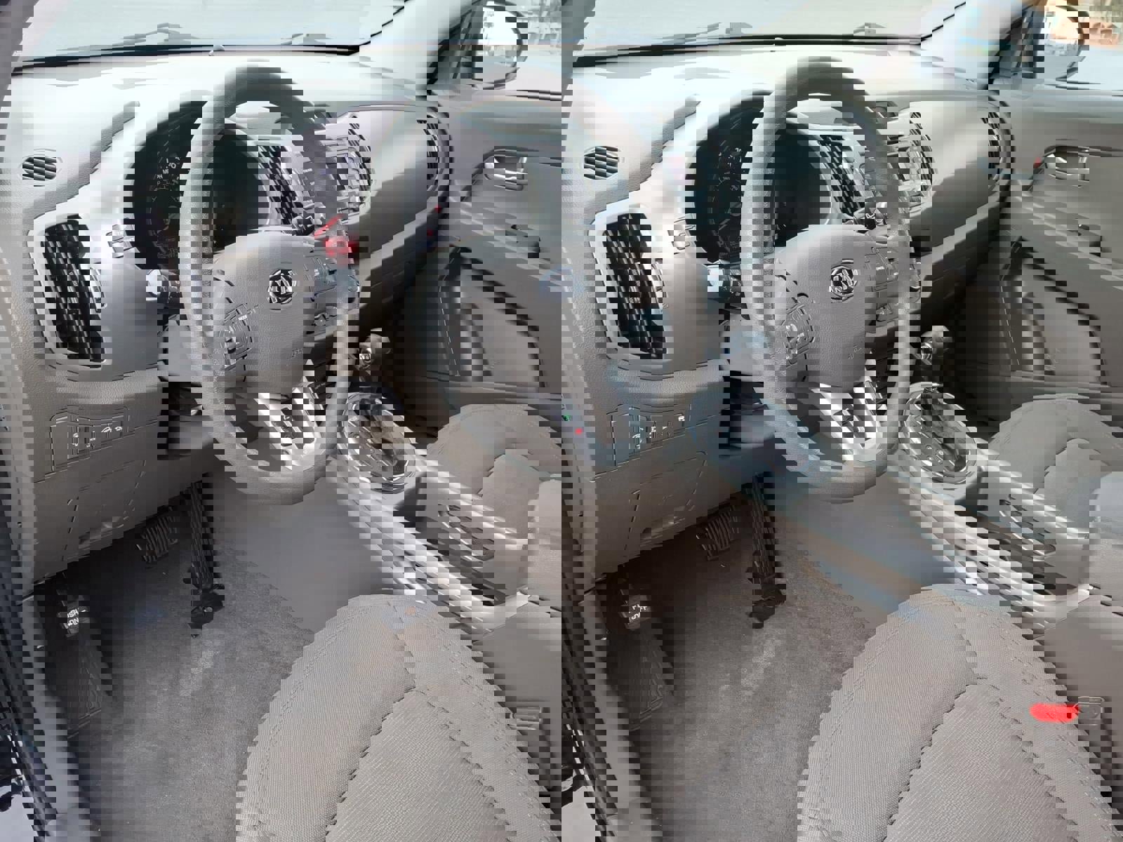 Used 2013 Kia Sportage LX image 10