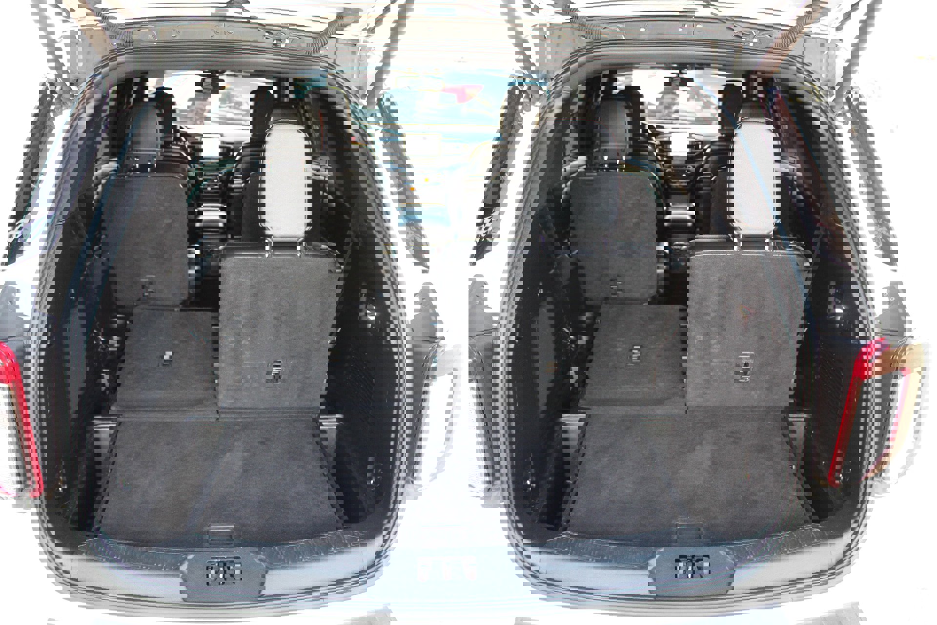 Used 2020 Ford Explorer Limited image 24