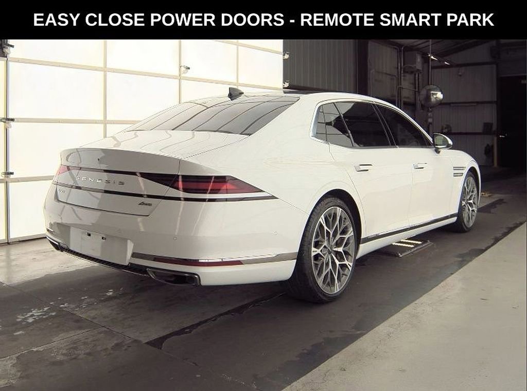 Used 2025 Genesis G90 3.5T image 2
