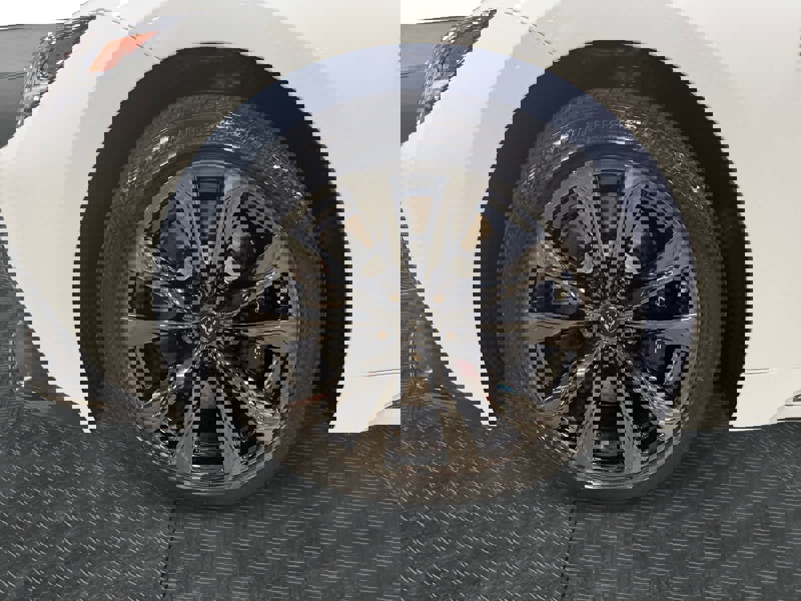 Used 2022 Lexus LS 500 F Sport image 15