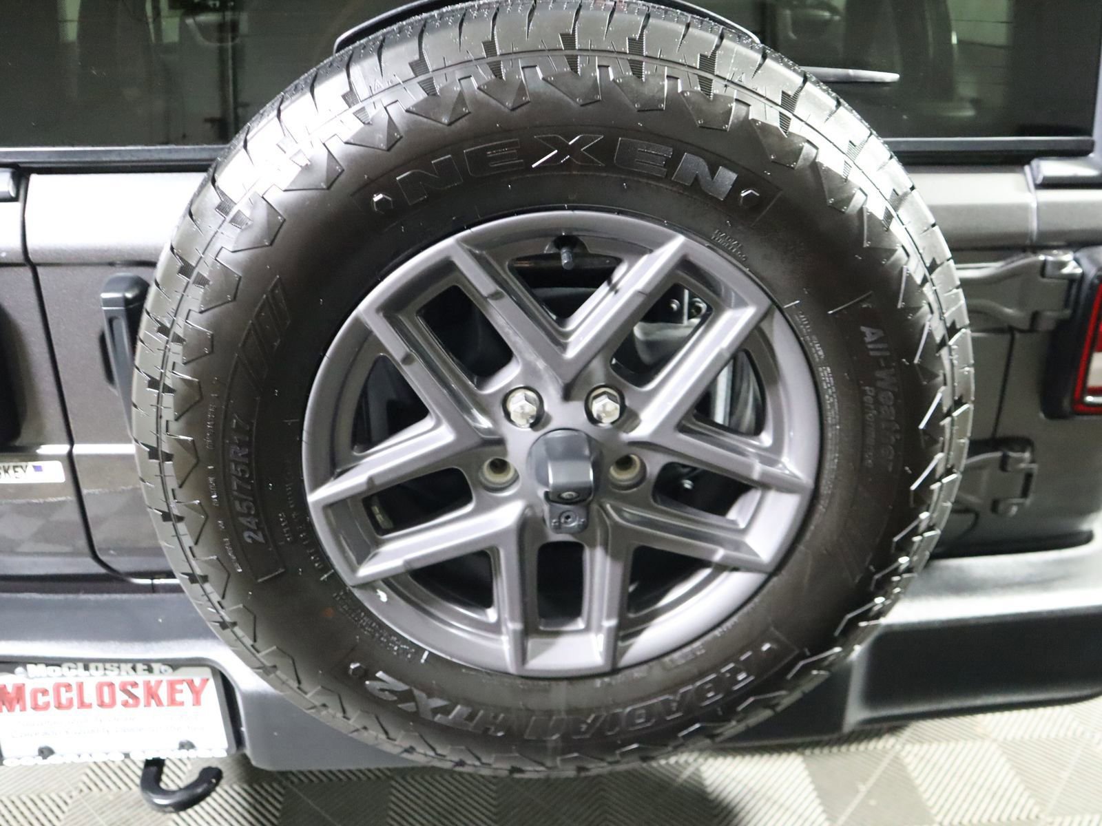 Used 2024 Jeep Wrangler Sport S image 11