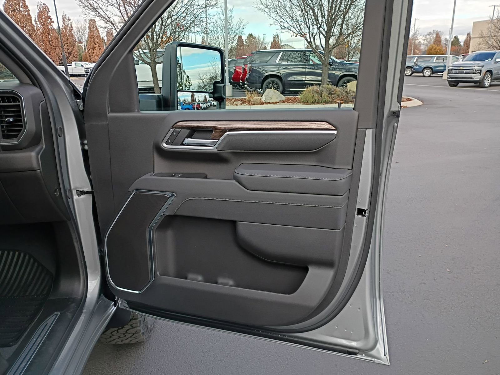 New 2026 Chevrolet Silverado 2500 LT w/ Trail Boss Package image 24