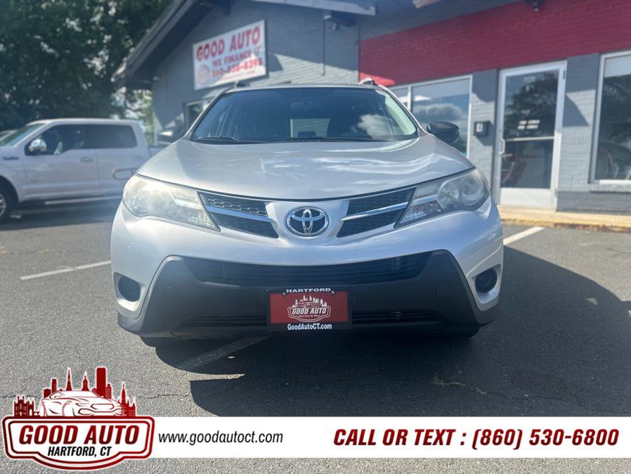 Used 2015 Toyota RAV4 LE image 2