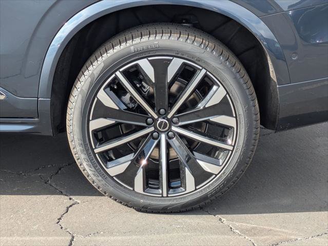 New 2026 Volvo XC90 B6 Plus w/ Protection Package Premier AWD/4WD image 6
