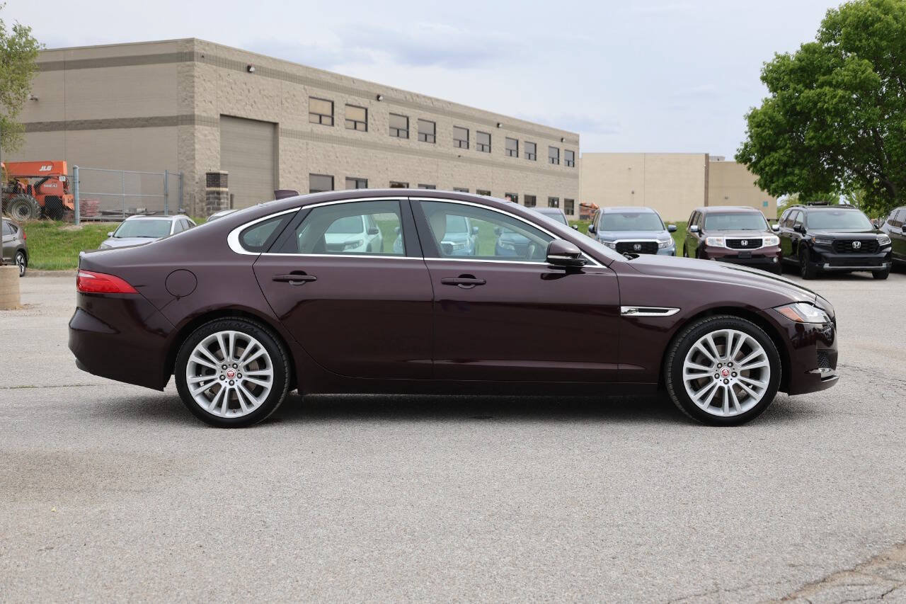 Used 2020 Jaguar XF Prestige AWD/4WD image 7