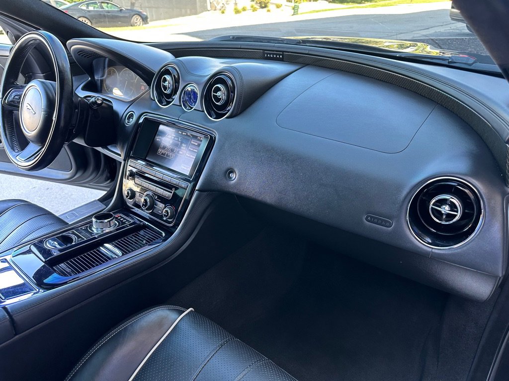 Used 2013 Jaguar XJ L Portfolio image 25
