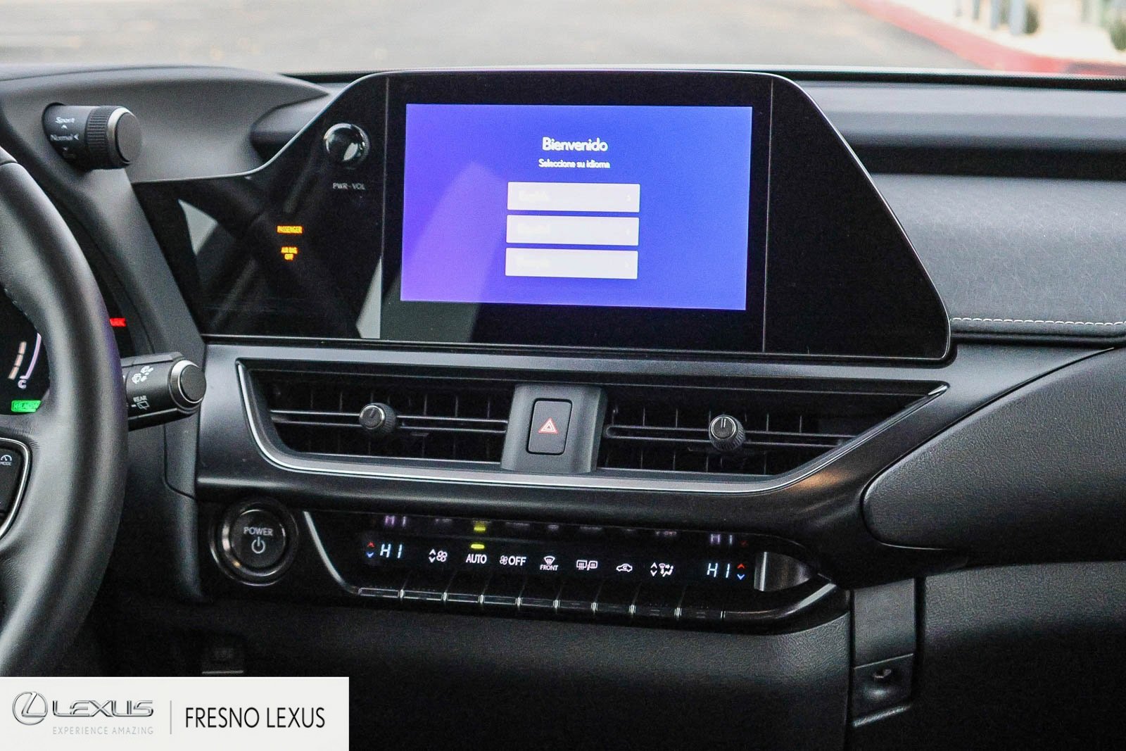 Used 2025 Lexus UX 300h FWD image 17