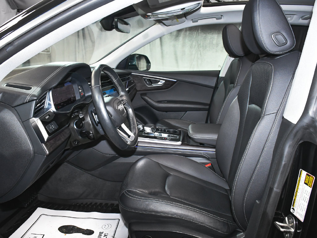 Used 2023 Audi Q8 Premium Plus w/ Premium Plus Package AWD/4WD image 53