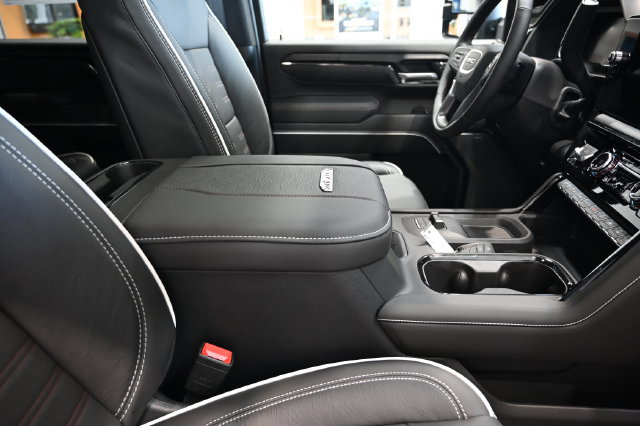 New 2026 GMC Sierra 2500 AT4X w/ LPO, Black Badging Package AWD/4WD image 32