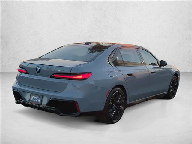 Used 2023 BMW i7 xDrive60 AWD/4WD image 5