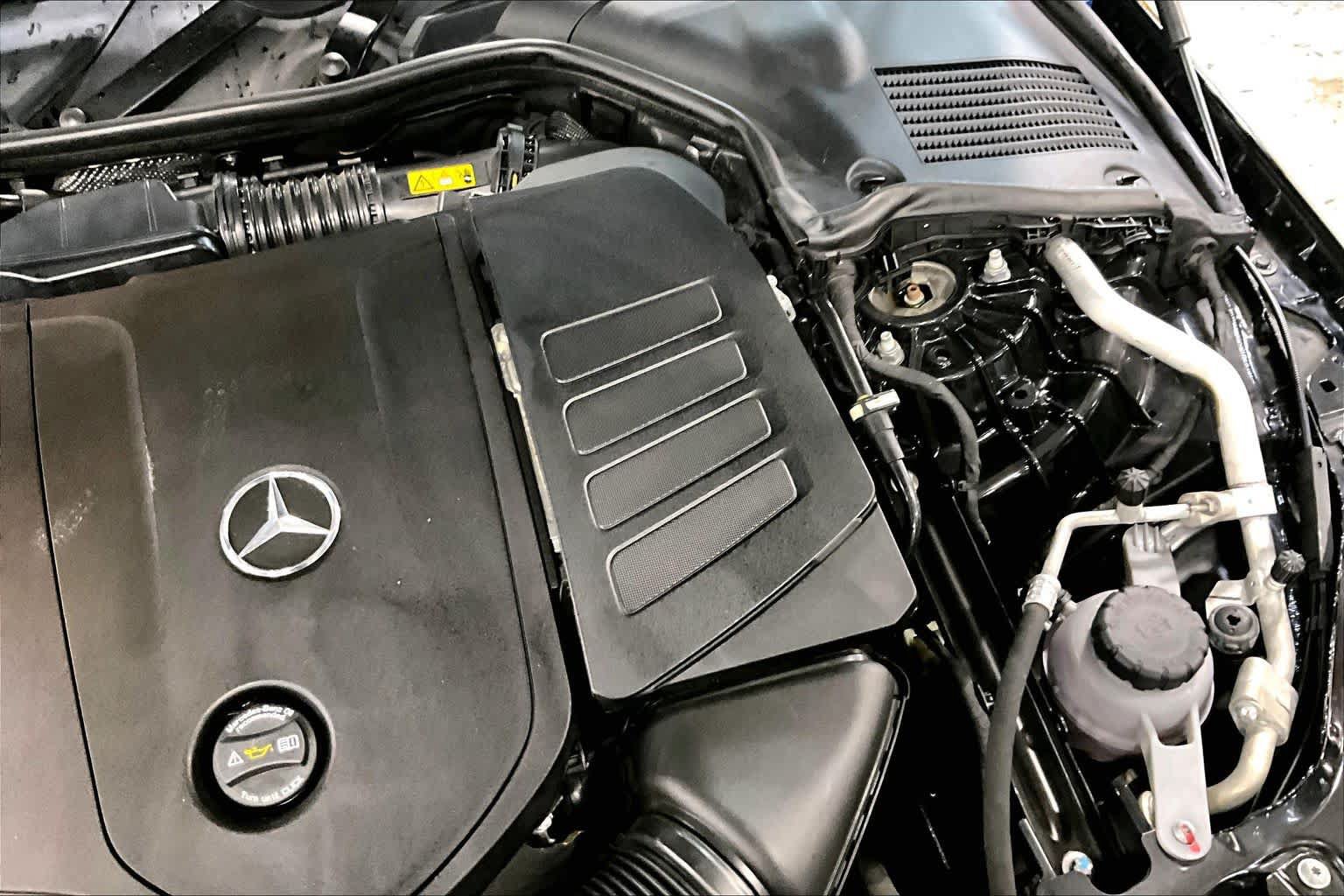 Used 2022 Mercedes-Benz C 300 4MATIC Sedan image 33