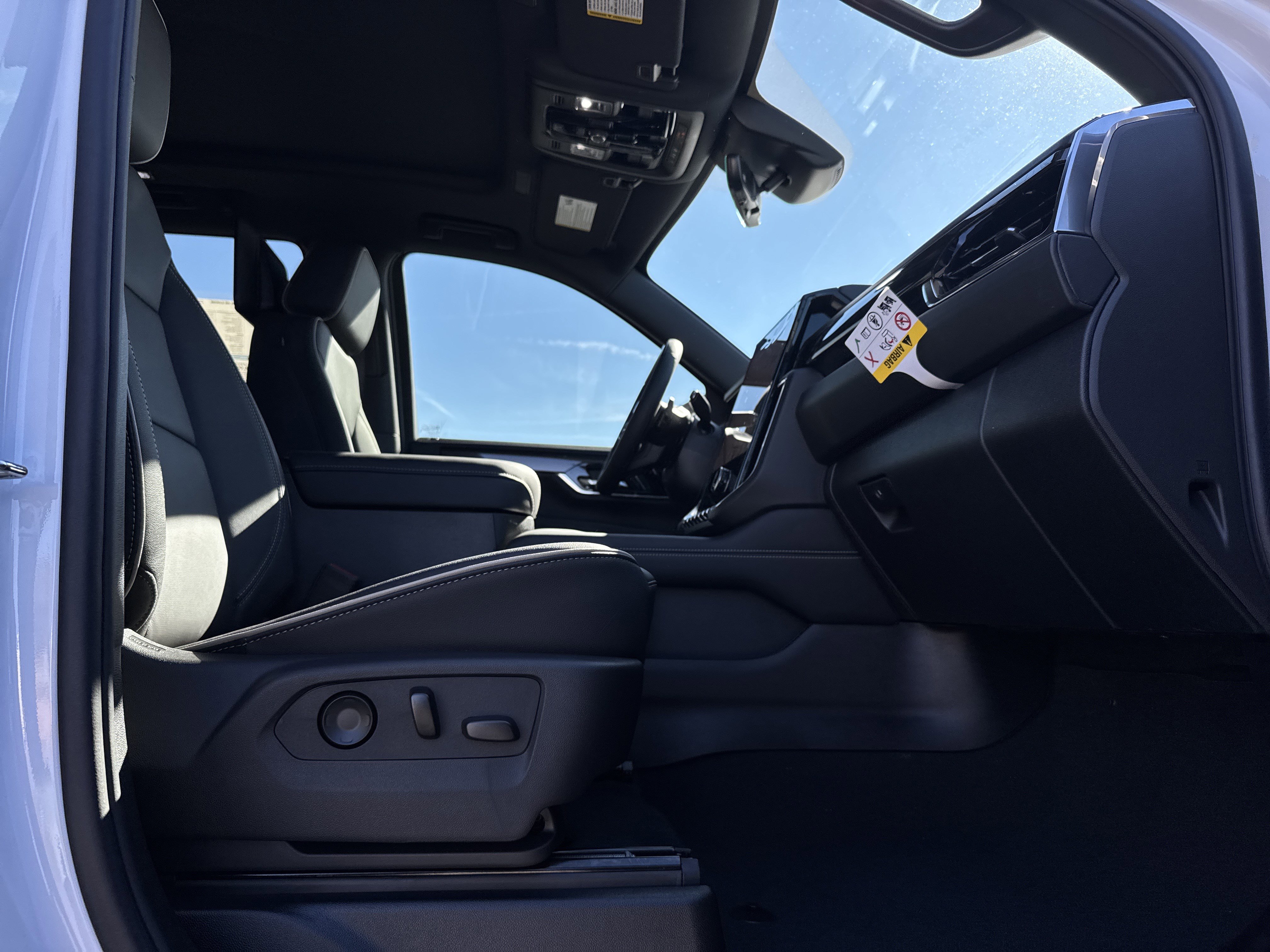 New 2026 GMC Yukon Elevation w/ Elevation Premium Package image 34