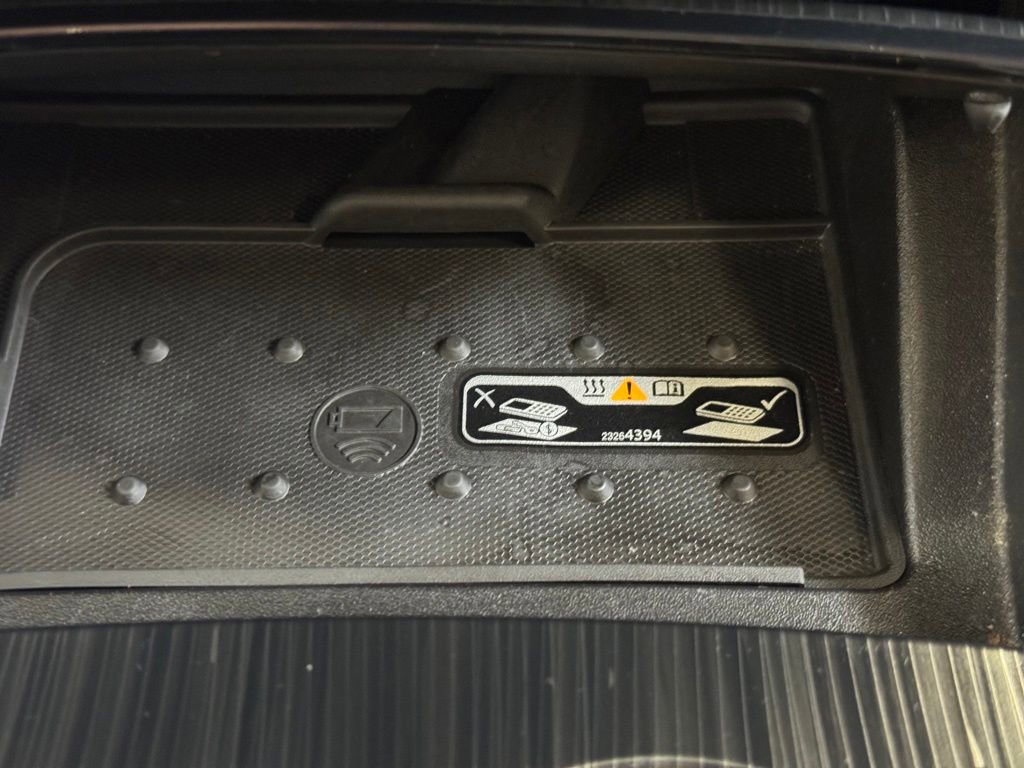 Used 2016 Chevrolet Impala LTZ FWD image 38