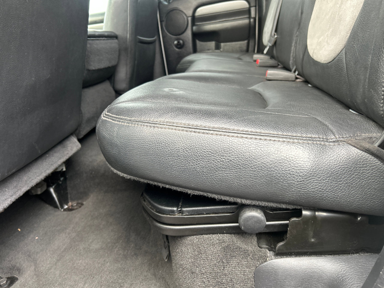 Used 2004 Dodge Ram 3500 Truck SLT w/ Trailer Tow Group image 14