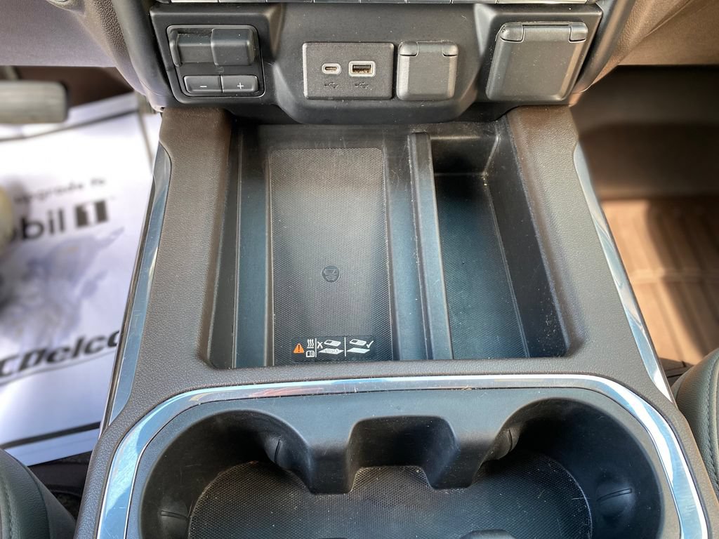 Used 2019 Chevrolet Silverado 1500 LTZ w/ LTZ Premium Package AWD/4WD image 24