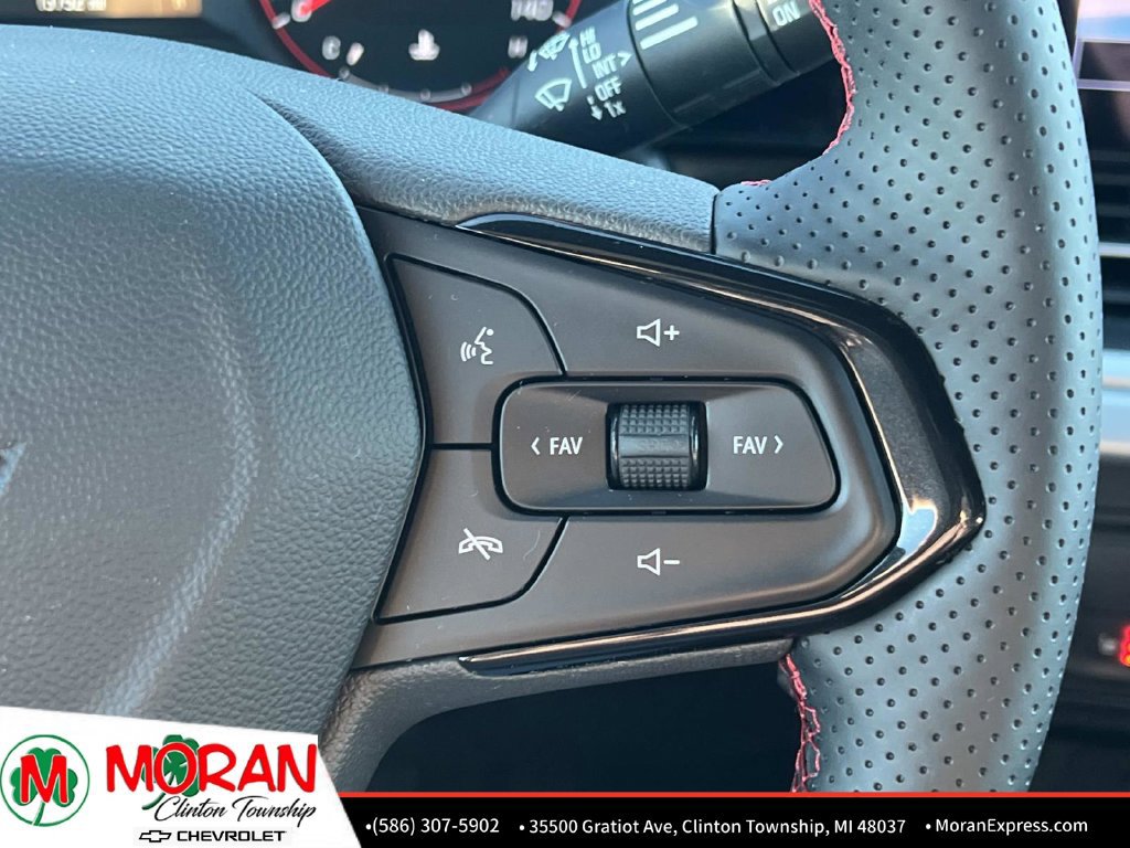 Certified 2024 Chevrolet Trax RS w/ Driver Confidence Package FWD image 24