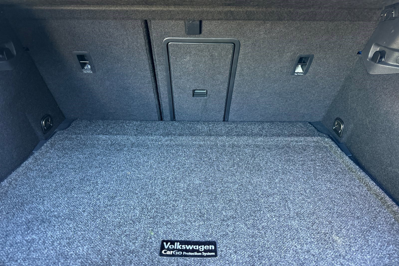 Used 2019 Volkswagen Golf R 4-Door image 34