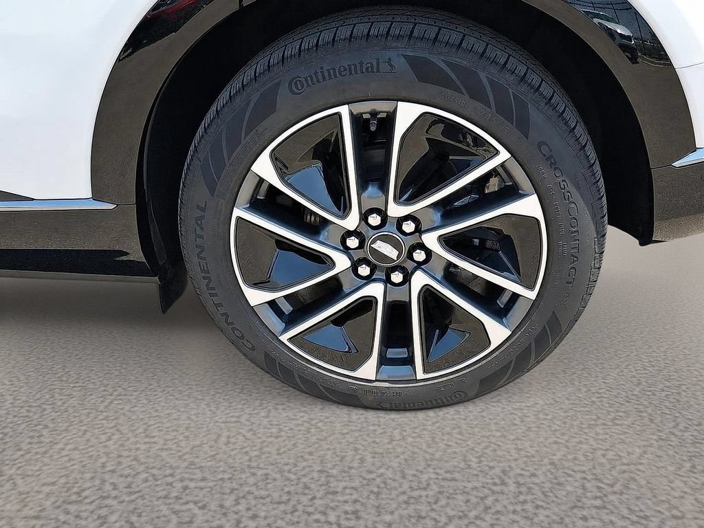 New 2027 Cadillac Optiq Sport AWD/4WD image 8