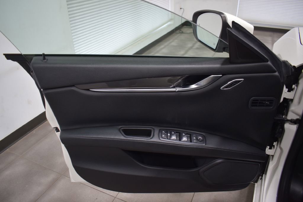 Used 2019 Maserati Ghibli S Q4 image 7