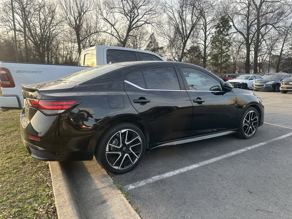 Used 2024 Nissan Sentra SR w/ SR Premium Package image 4