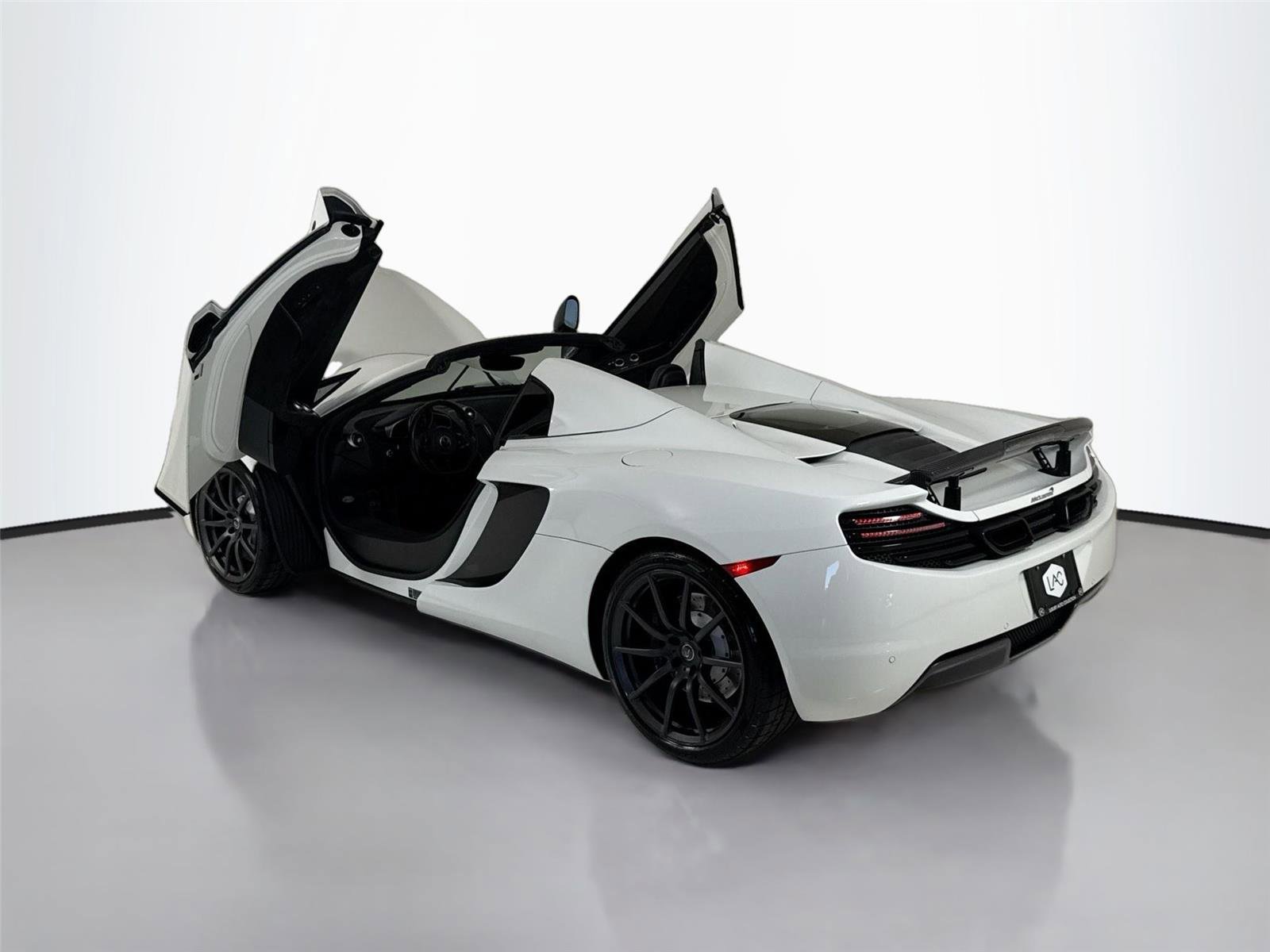 Used 2014 McLaren MP4-12C Spider RWD image 38