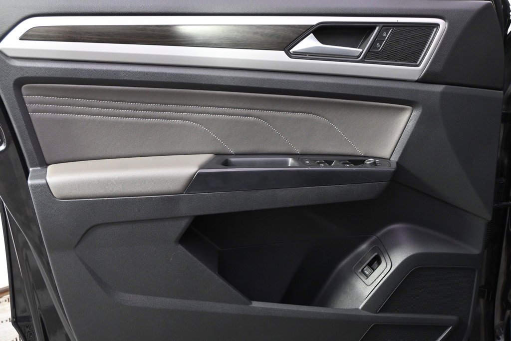 Used 2021 Volkswagen Atlas SE image 23