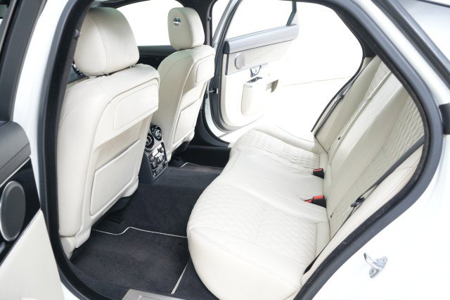 Used 2016 Jaguar XJ L Portfolio image 61