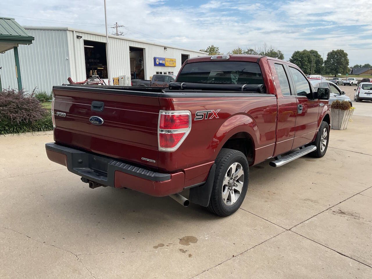 Used 2014 Ford F150 STX w/ Equipment Group 201A Mid image 9