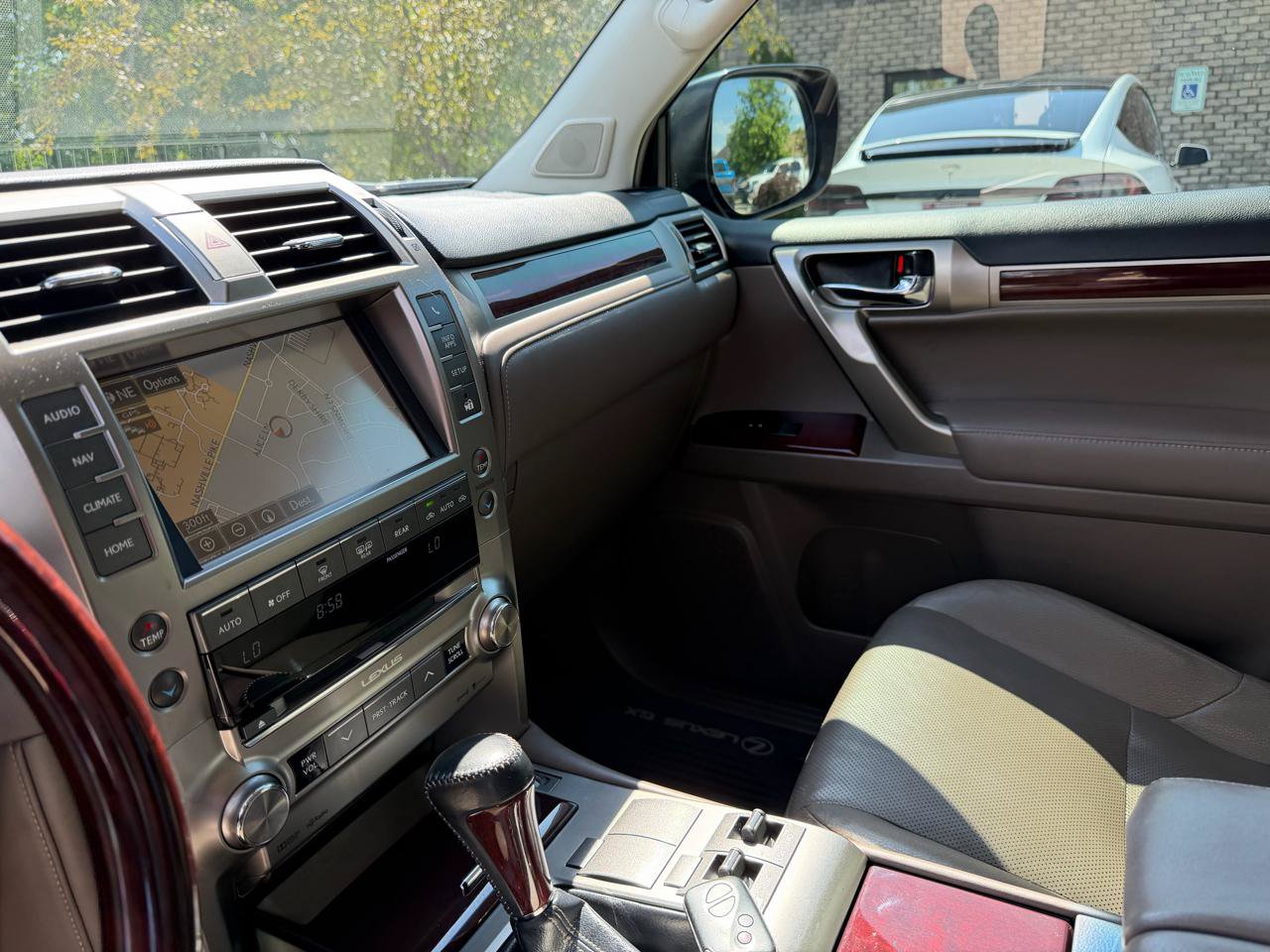 Used 2019 Lexus GX 460 Premium AWD/4WD image 11