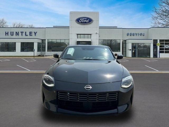 Used 2024 Nissan Z Performance w/ Floor Mat Package RWD image 3