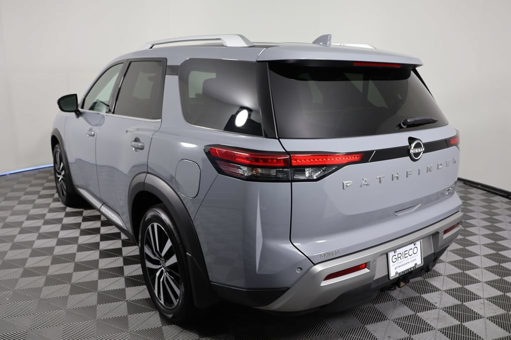 Used 2024 Nissan Pathfinder Platinum AWD/4WD image 6