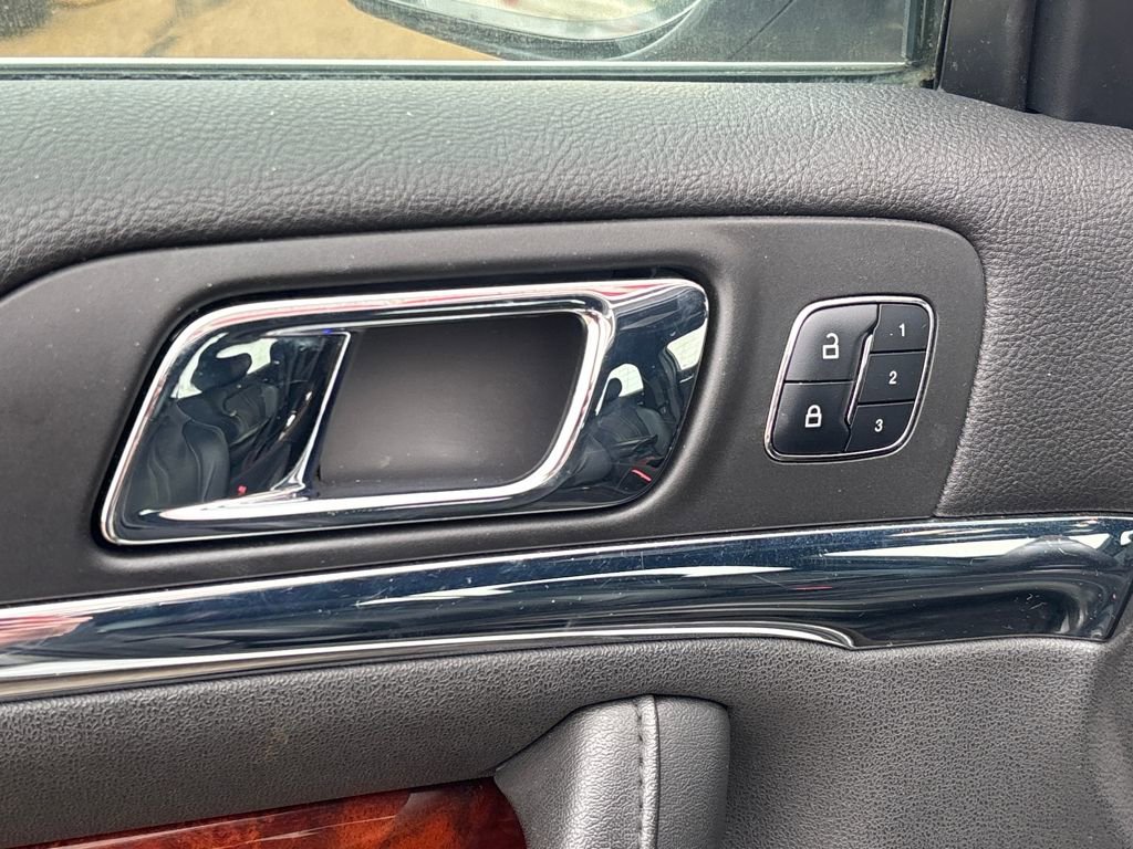 Used 2014 Lincoln MKS w/ Equipment Group 101A image 6