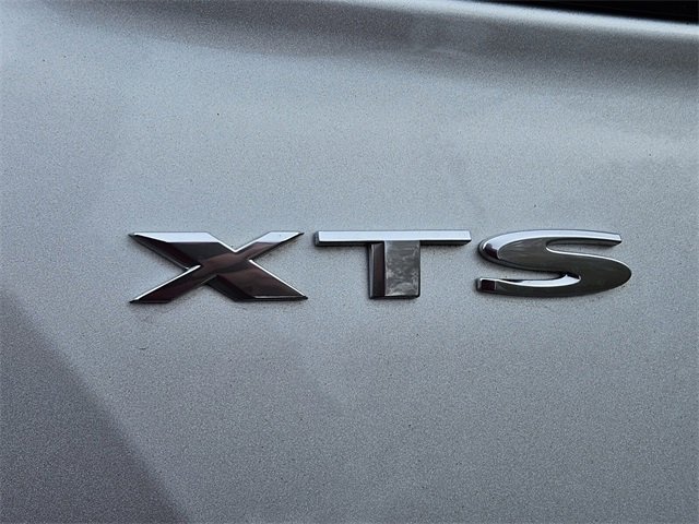 Used 2019 Cadillac XTS Luxury image 16