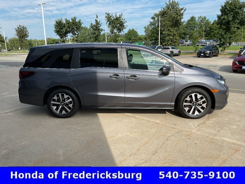Certified 2026 Honda Odyssey EX-L image 7