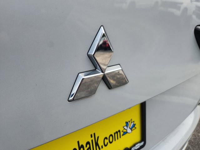 Used 2024 Mitsubishi Outlander SE FWD image 31