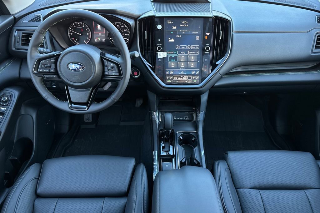 Used 2025 Subaru Ascent Bronze Edition w/ Onyx Package image 15