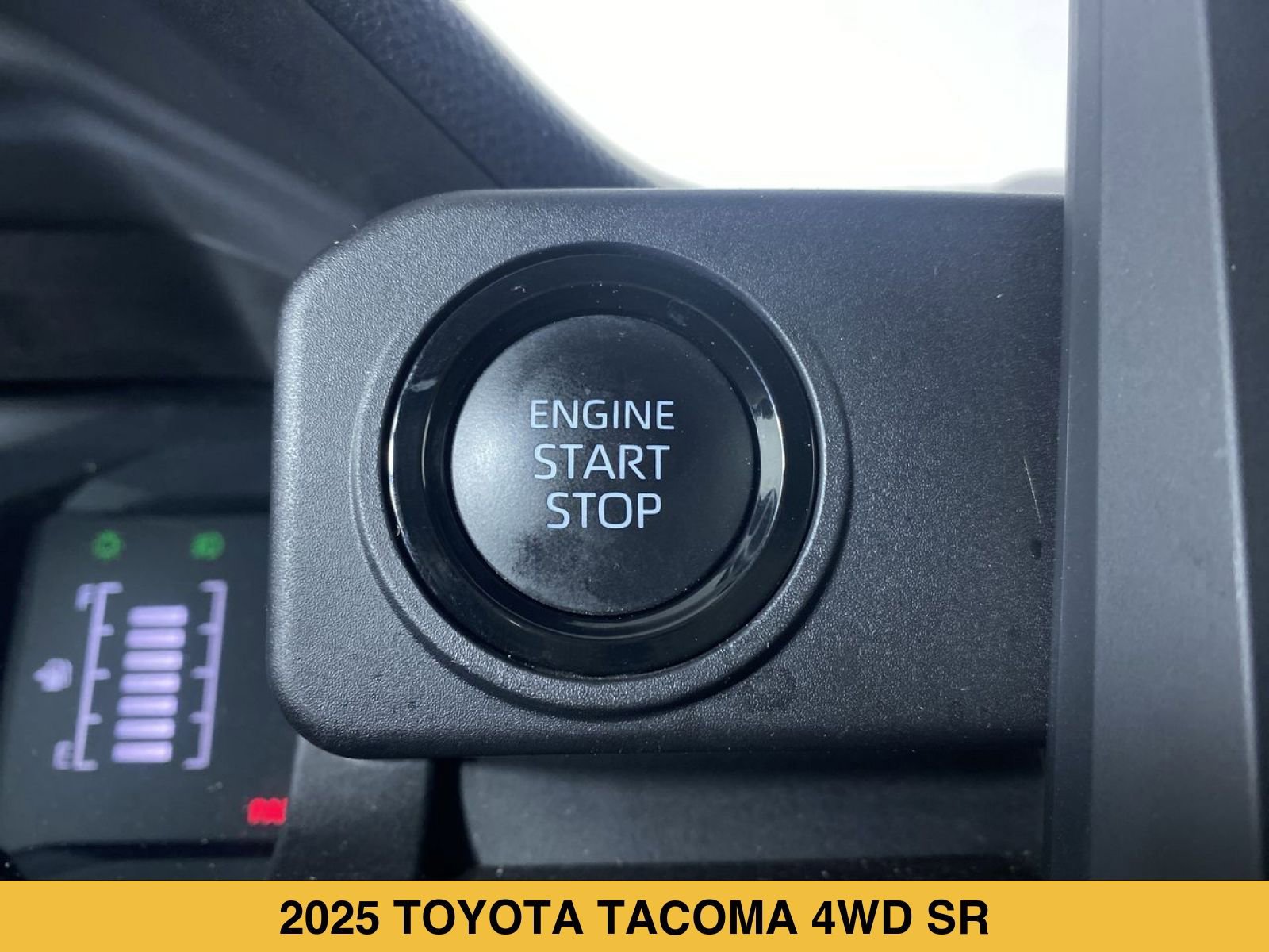 Used 2025 Toyota Tacoma SR5 w/ SR5 Upgrade Package AWD/4WD image 9