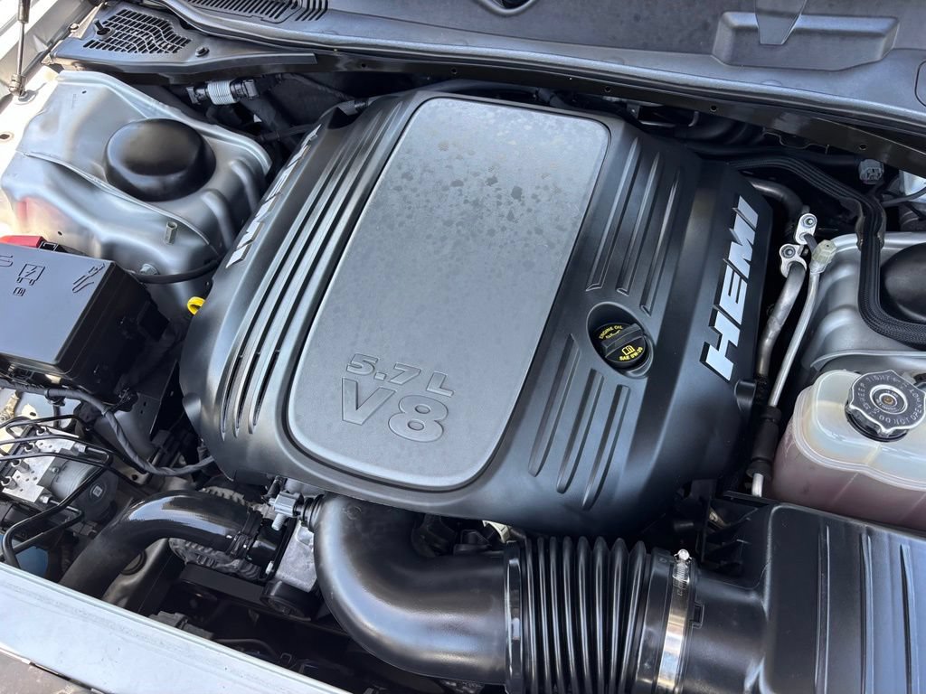 Used 2023 Dodge Challenger R/T RWD image 31
