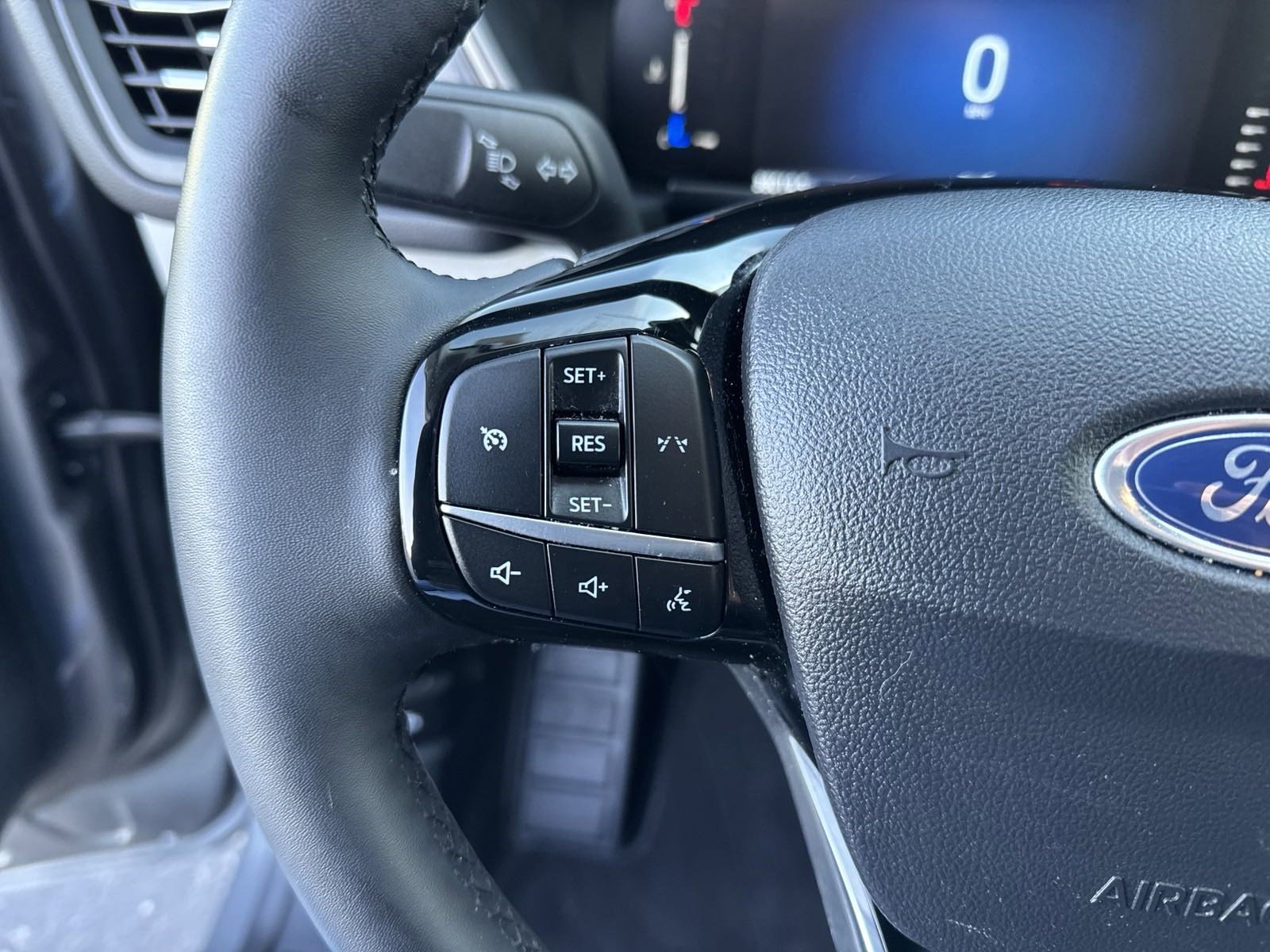 Used 2023 Ford Escape Active image 38