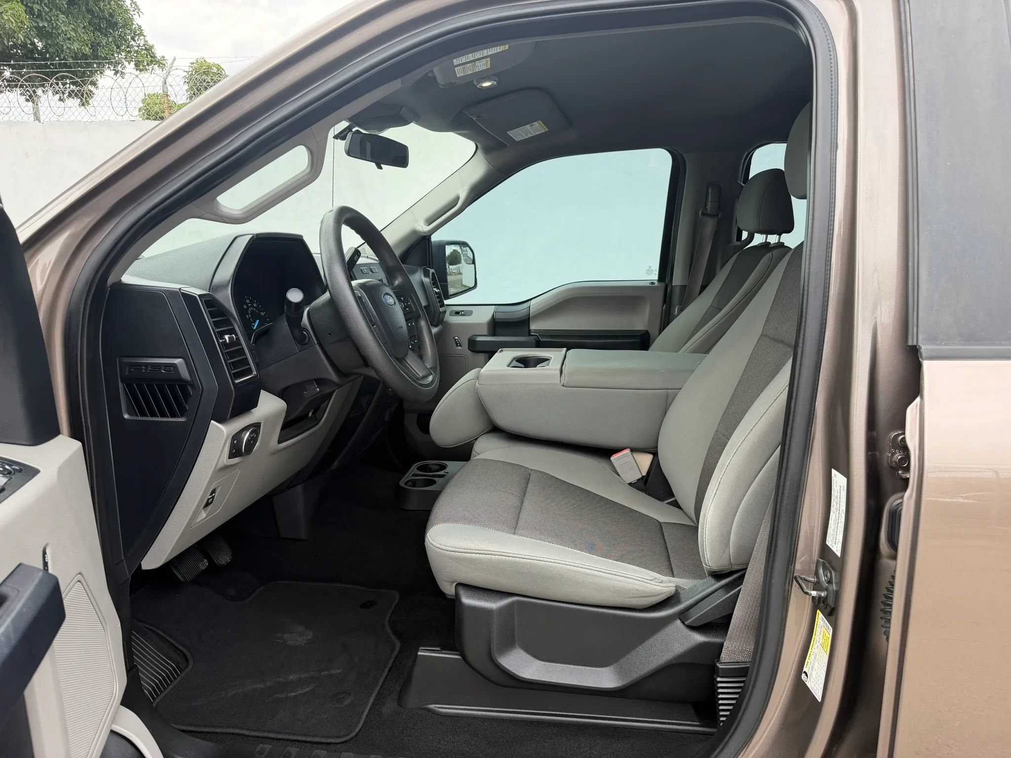 Used 2019 Ford F150 XL w/ Equipment Group 101A Mid AWD/4WD image 8