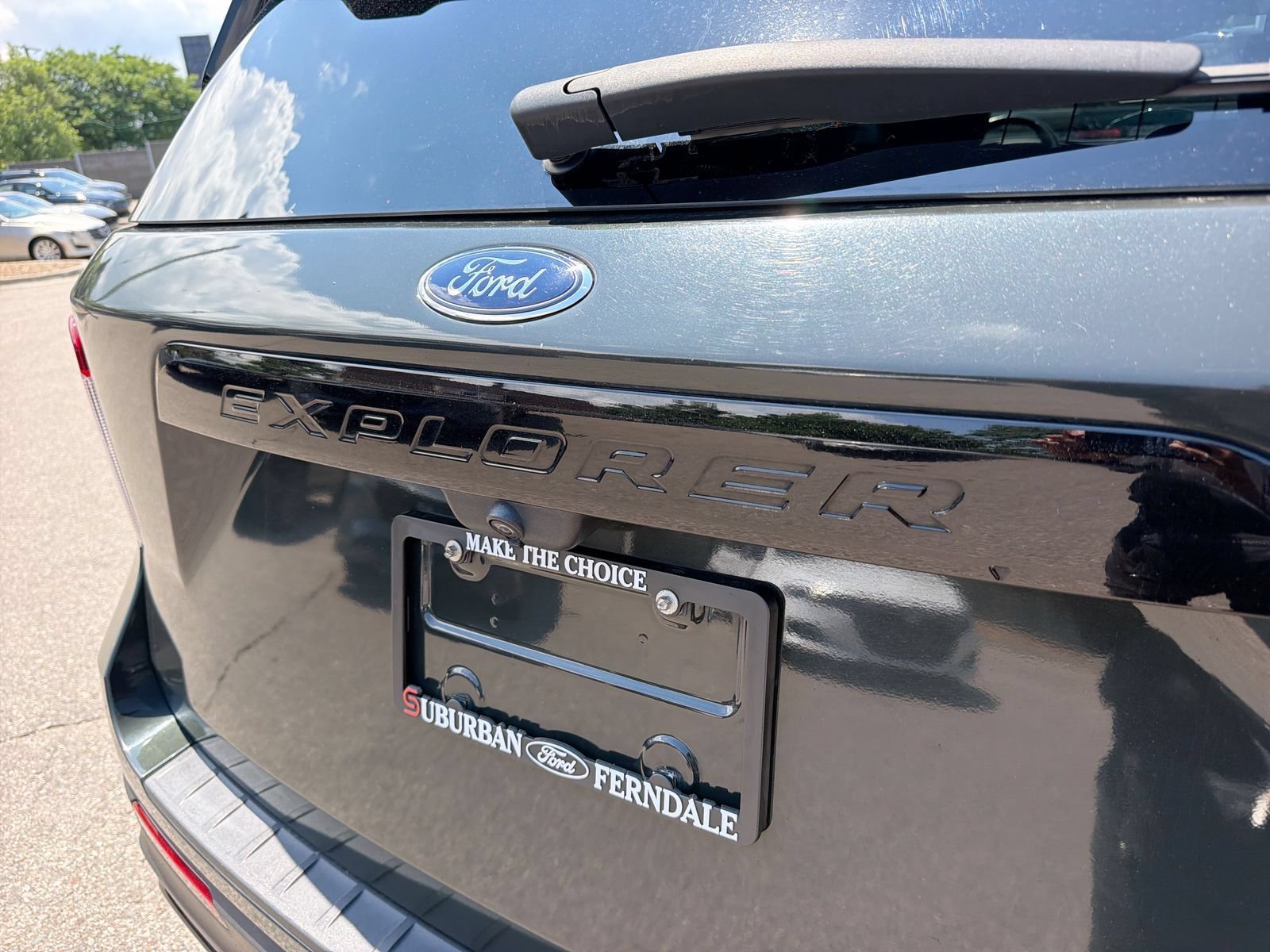 Used 2021 Ford Explorer ST w/ Equipment Group 401A AWD/4WD image 14