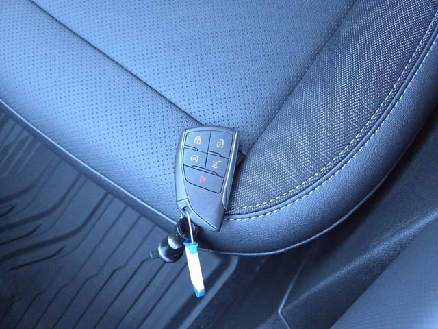 New 2026 Chevrolet Equinox EV LT image 33